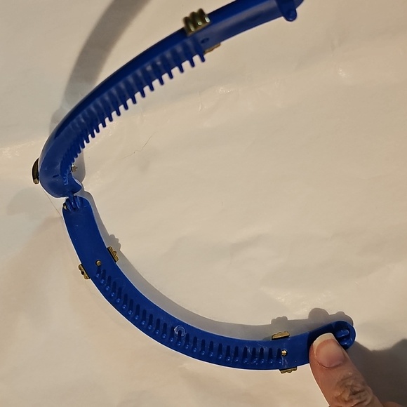 Vintage Banana Hair Clip Blue And Gold - Picture 4 of 7